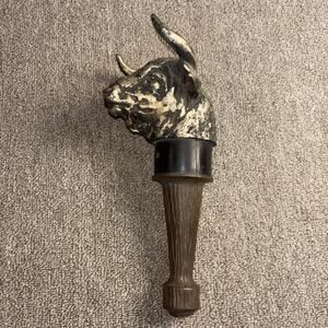 Vintage 1978 Schlitz Malt Liquor Bull Head Beer Tap Handle Figural Bar Pull